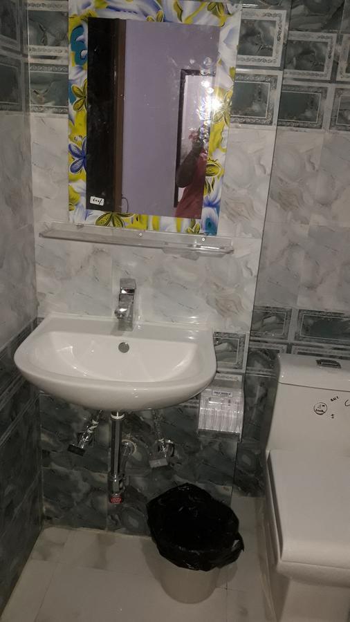 Oyo Rajdhani Guest House Faridabad Exterior foto